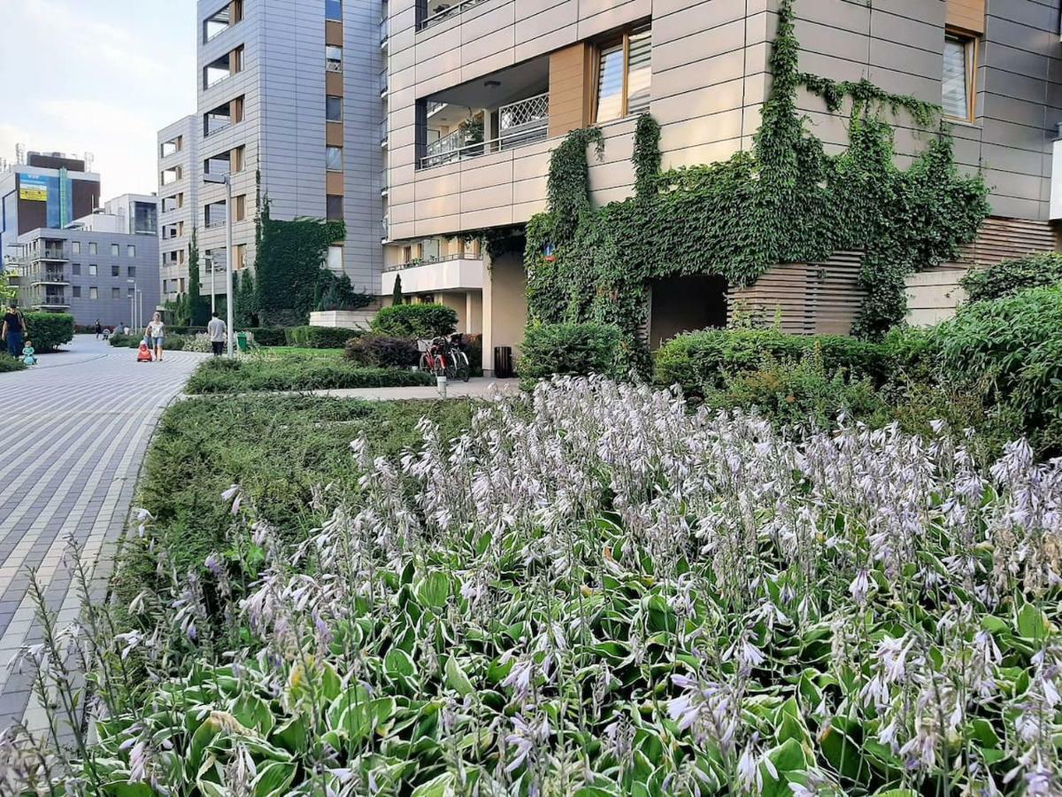 Airport Residence Amber Varşovia Exterior foto